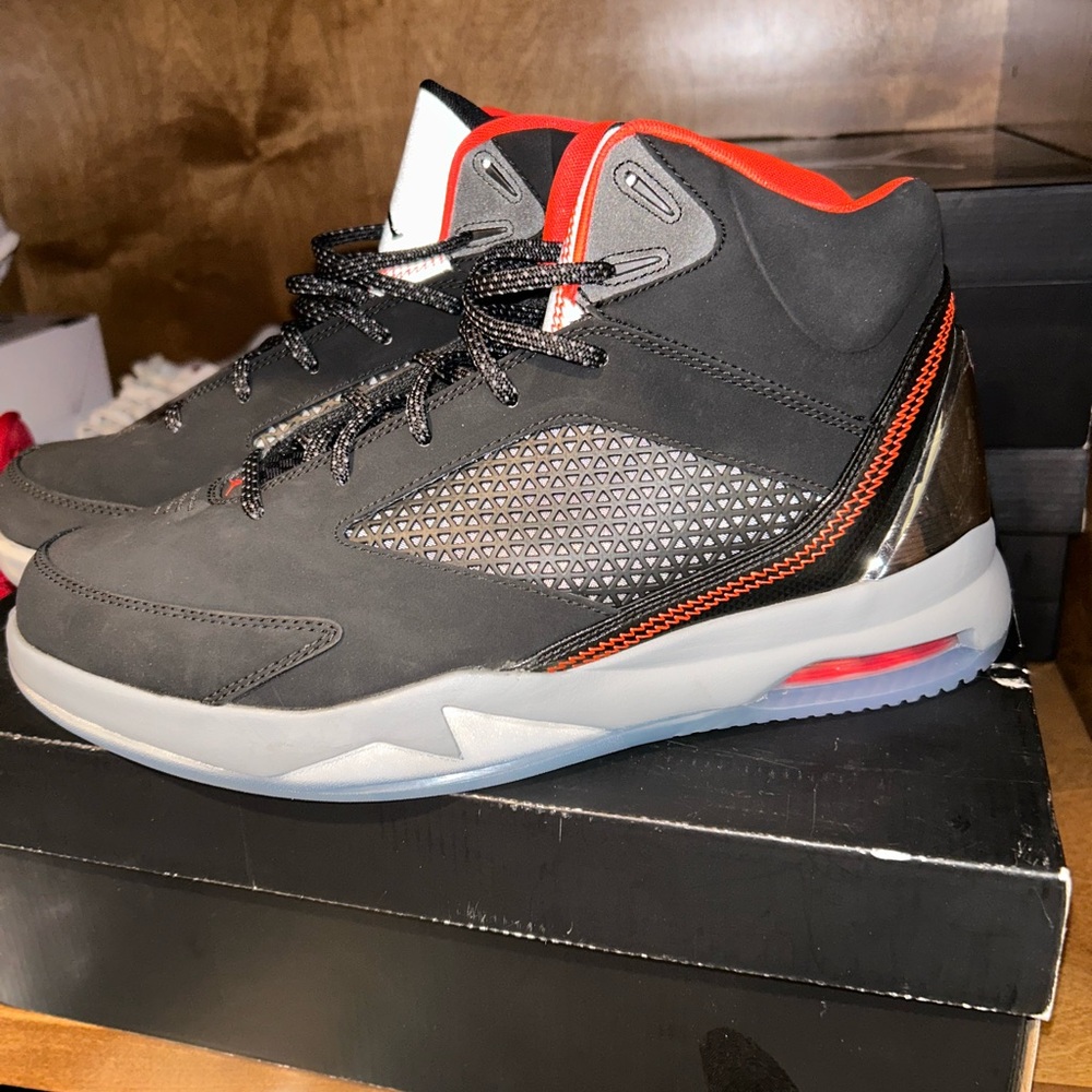 Jordan - Picture 2 of 11